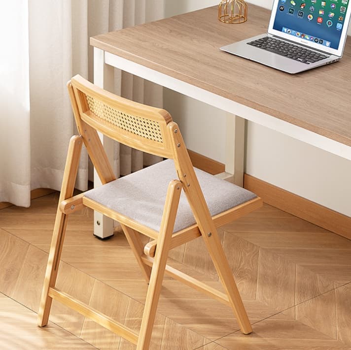 折りたたみ椅子北欧風デザイン 木製折りたたみ椅子