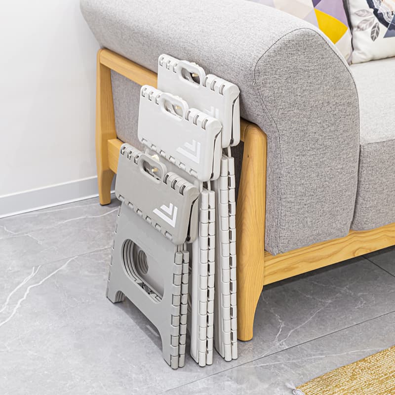 折りたたみ椅子 コンパクト収納できる携帯踏み台