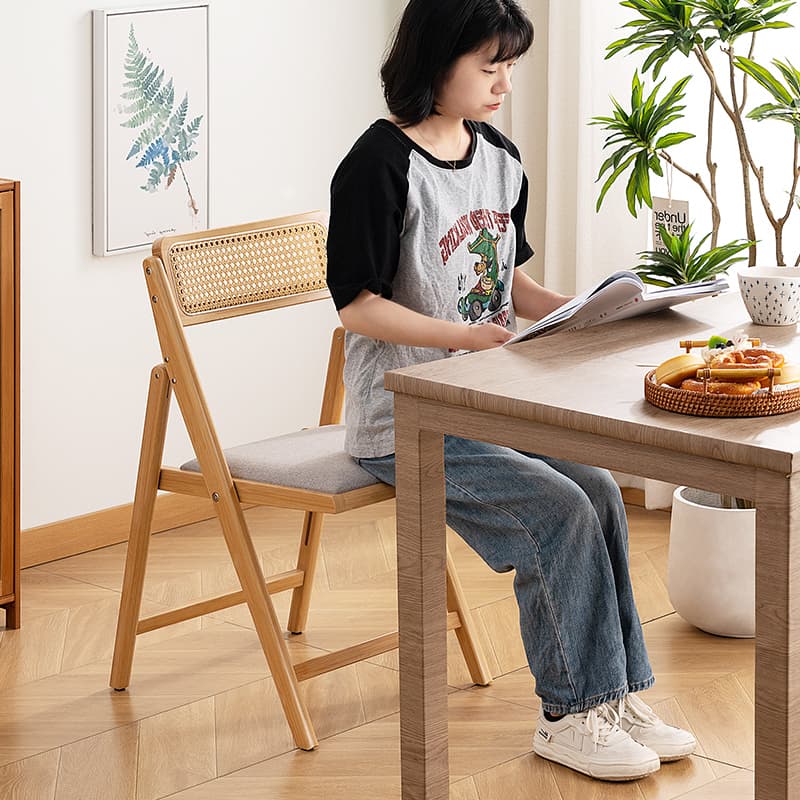 折りたたみ椅子北欧風デザイン 木製折りたたみ椅子