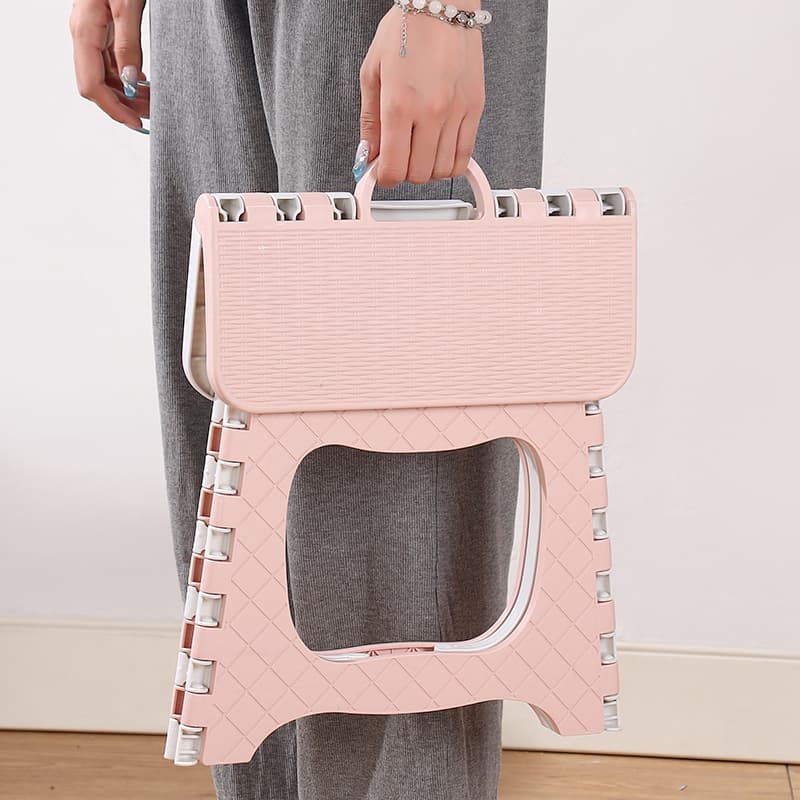 折りたたみ椅子 コンパクト収納できる軽量携帯スツール