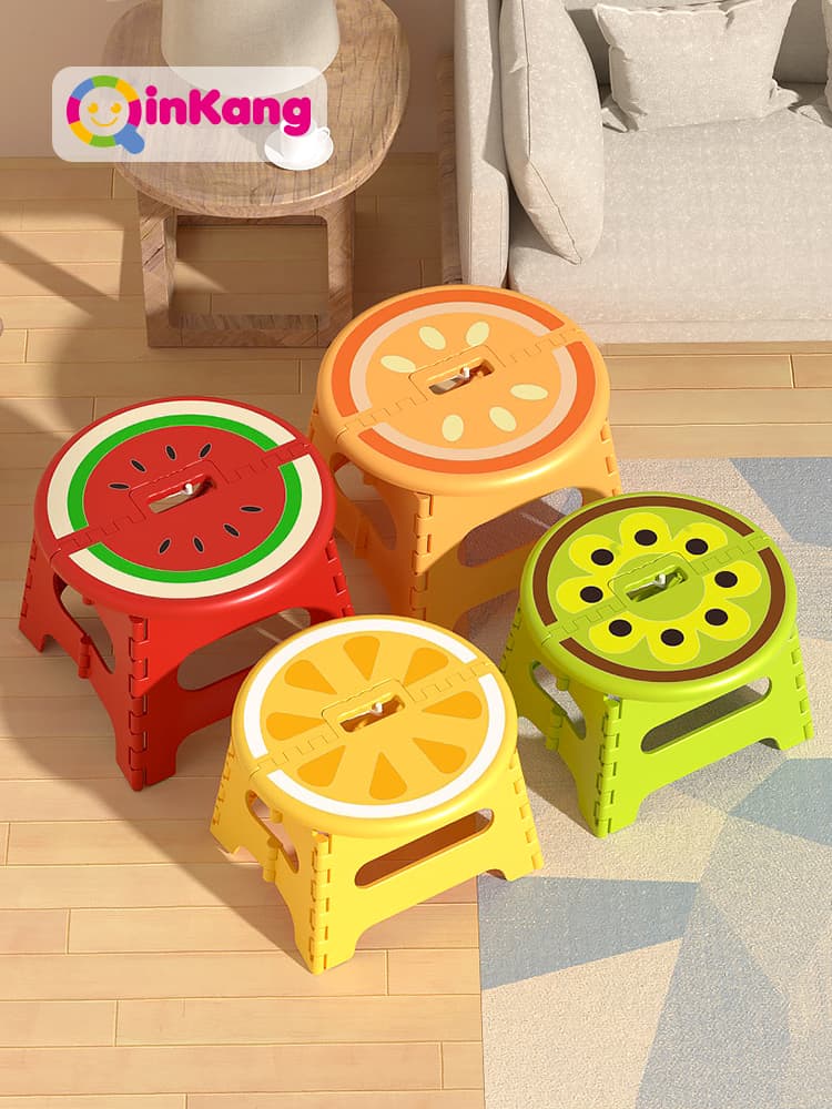 折りたたみ椅子 フルーツモチーフの折りたたみスツール